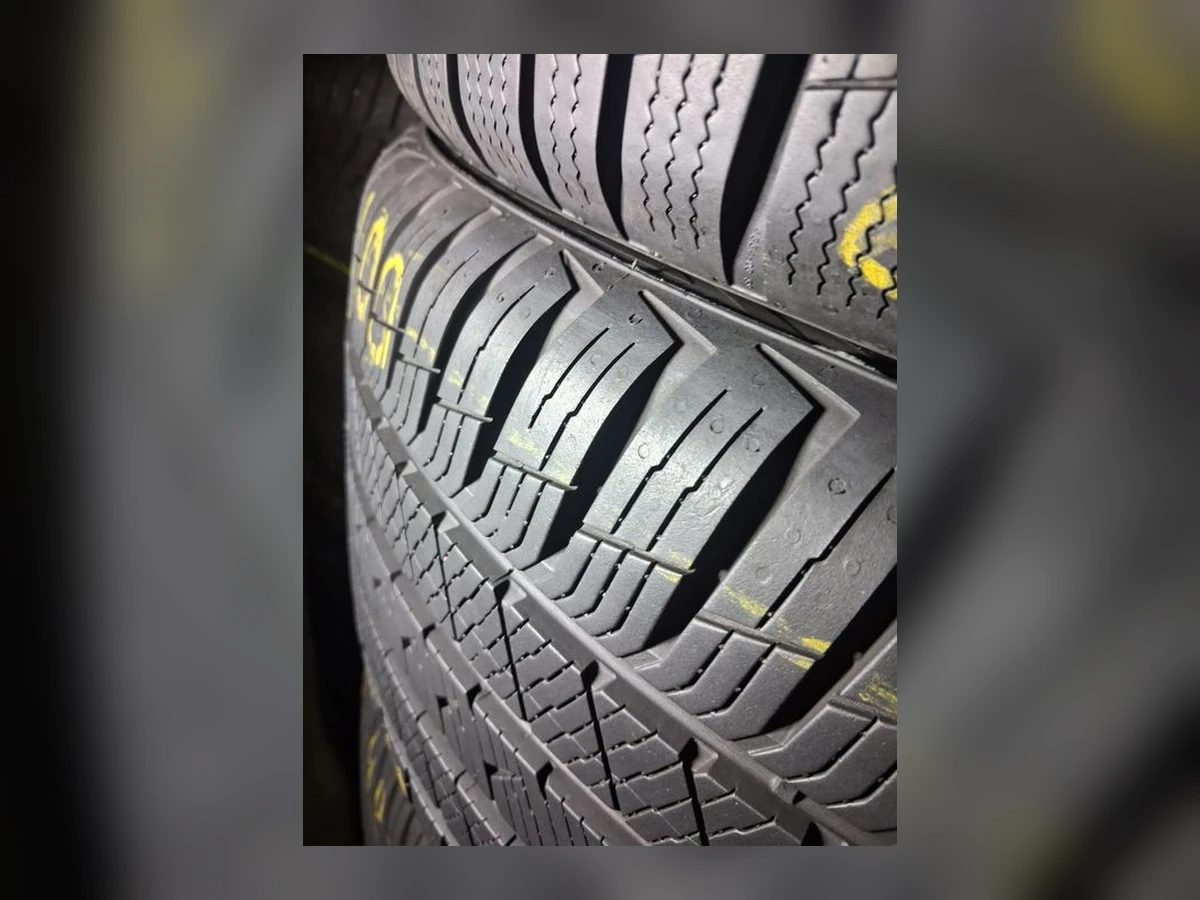 Michelin — 255/40 R19 — Michelin 255/40 R19 Всесезонка 2 шт (Пара) — 6.5
