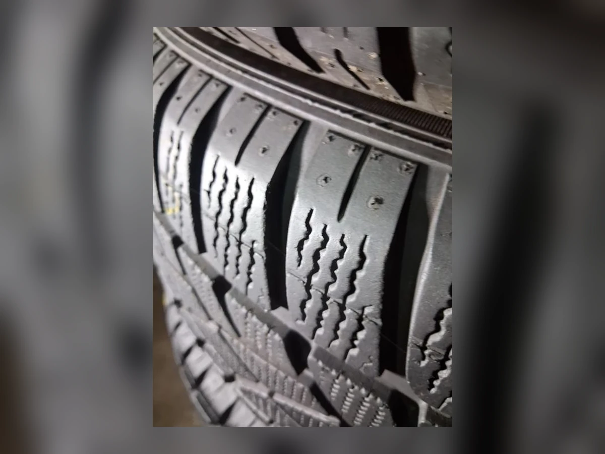 Dunlop — 225/55 R17 — Dunlop 225/55 R17 Зима (липучка) 4 шт (Комплект) — 6.0