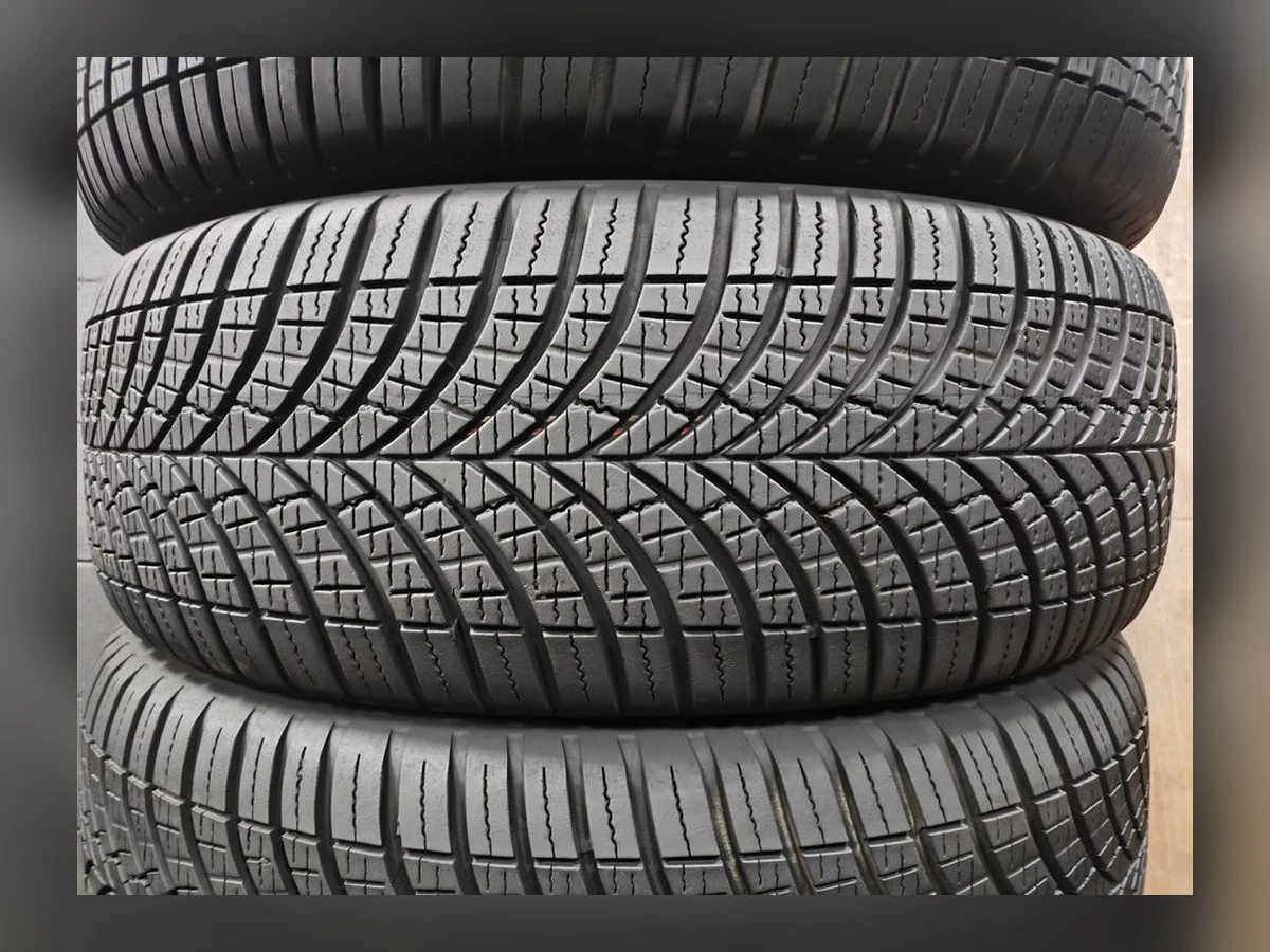 Goodyear — 215/60 R17 — Goodyear 215/60 R17 Всесезонка 4 шт (Комплект) — 5.5