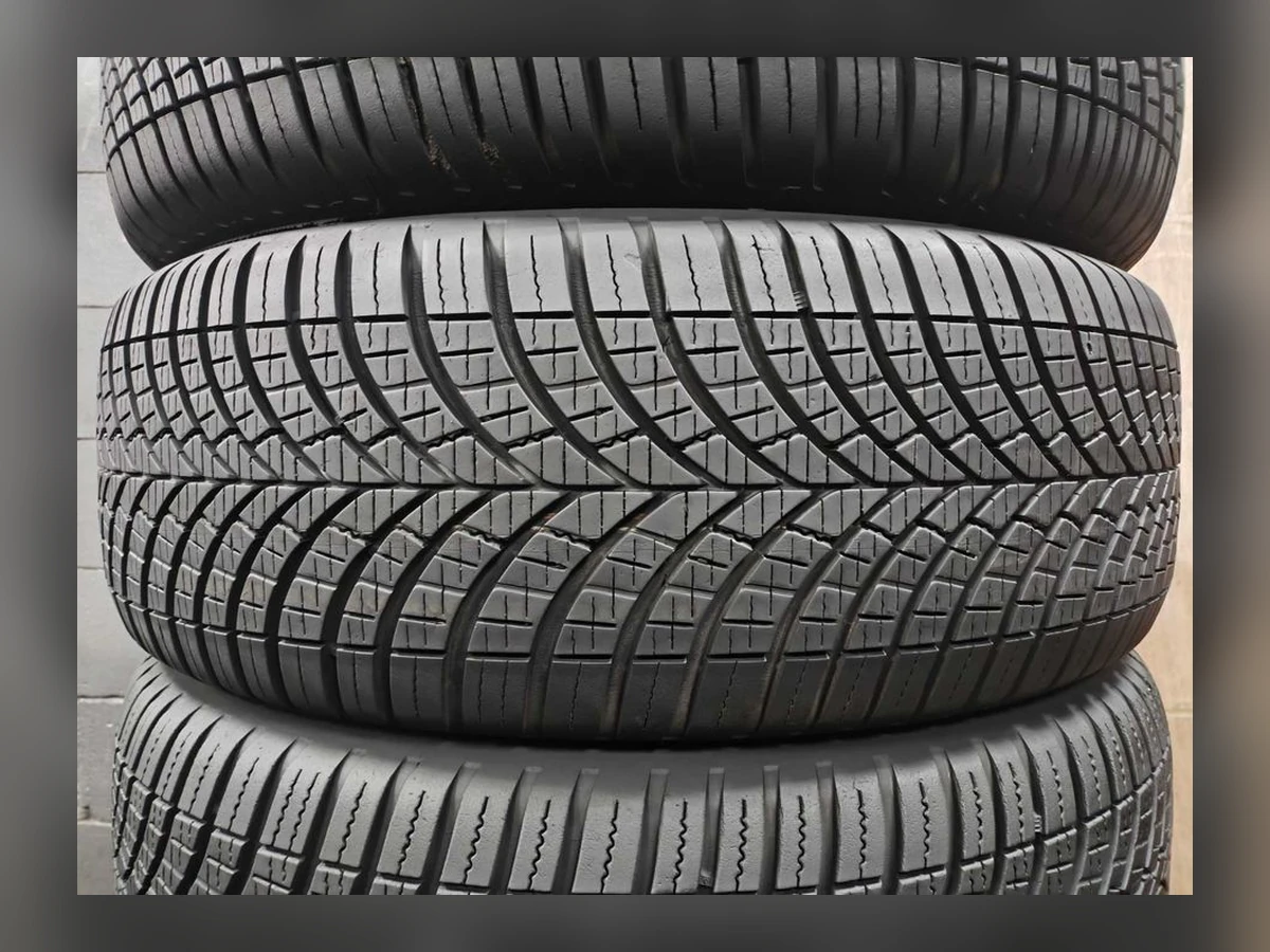 Goodyear — 215/60 R17 — Goodyear 215/60 R17 Всесезонка 4 шт (Комплект) — 5.5