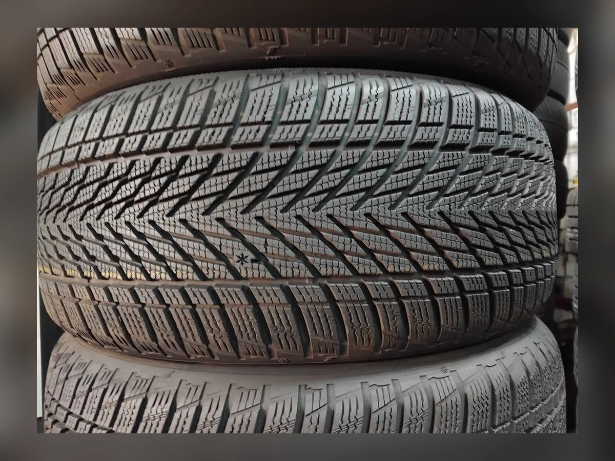 Goodyear — 235/45 R18 — Goodyear 235/45 R18 Зима (липучка) 4 шт (Комплект) — 5.5