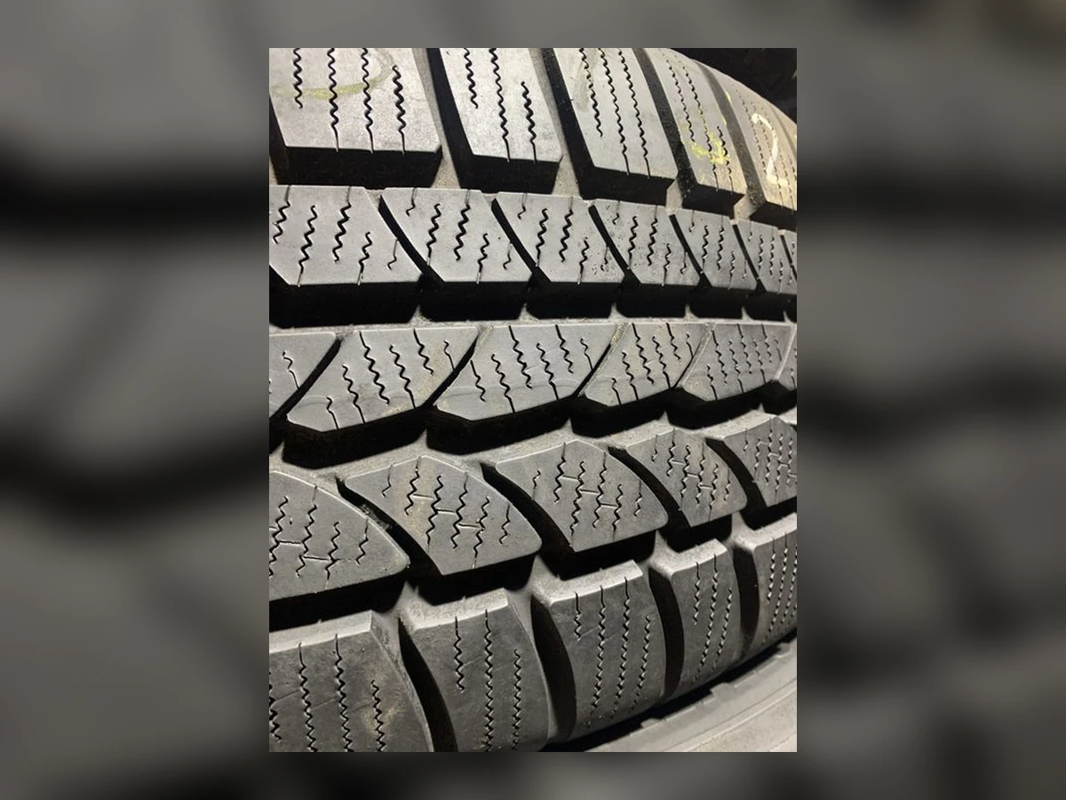 Continental — 255/55 R18 — Continental 255/55 R18 Зима (липучка) 4 шт (Комплект) — 7.0