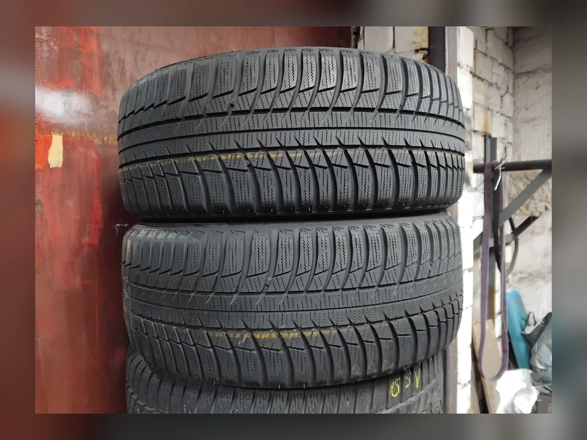 Bridgestone — 235/45 R18 — Bridgestone 235/45 R18 Зима (липучка) 2 шт (Пара) — 5.5