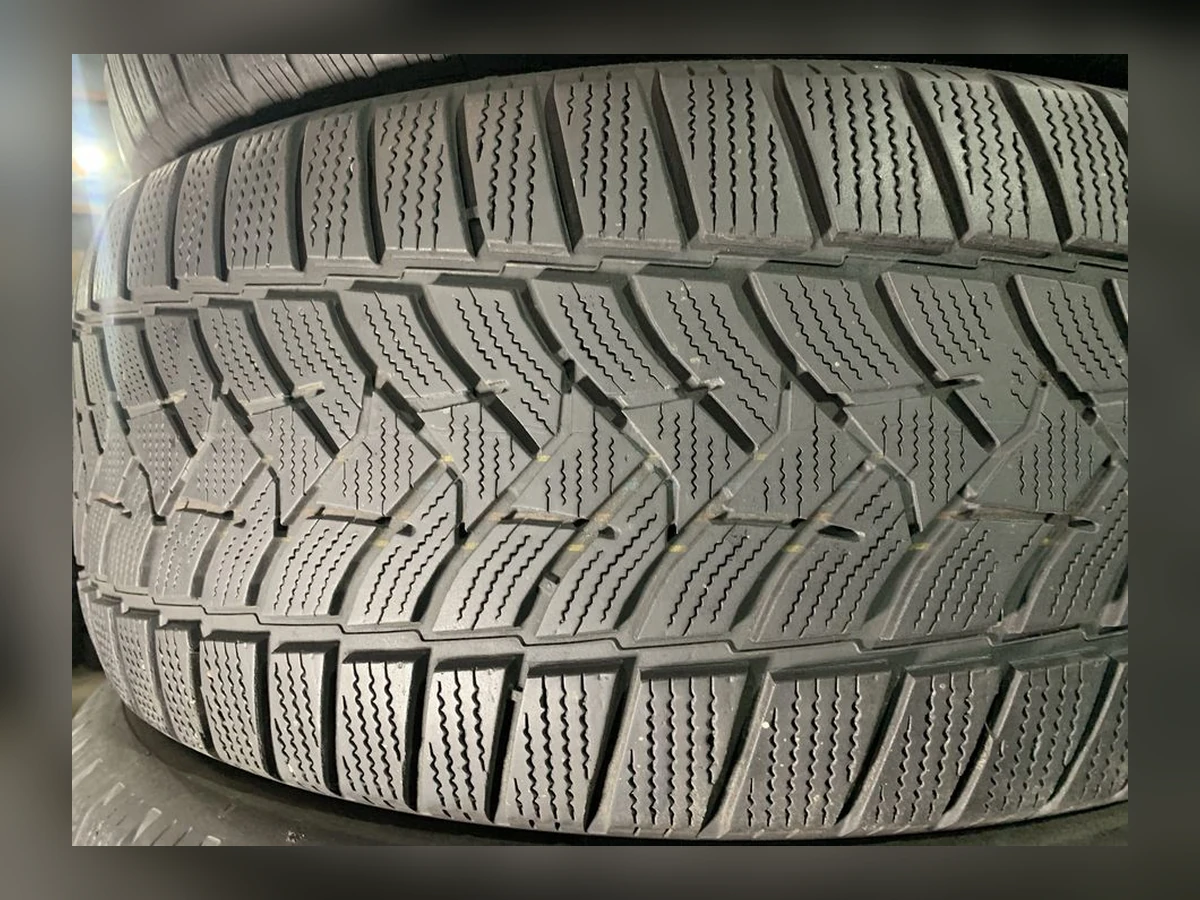 Dunlop — 255/55 R18 — Dunlop 255/55 R18 Зима (липучка) 4 шт (Комплект) — 6.0