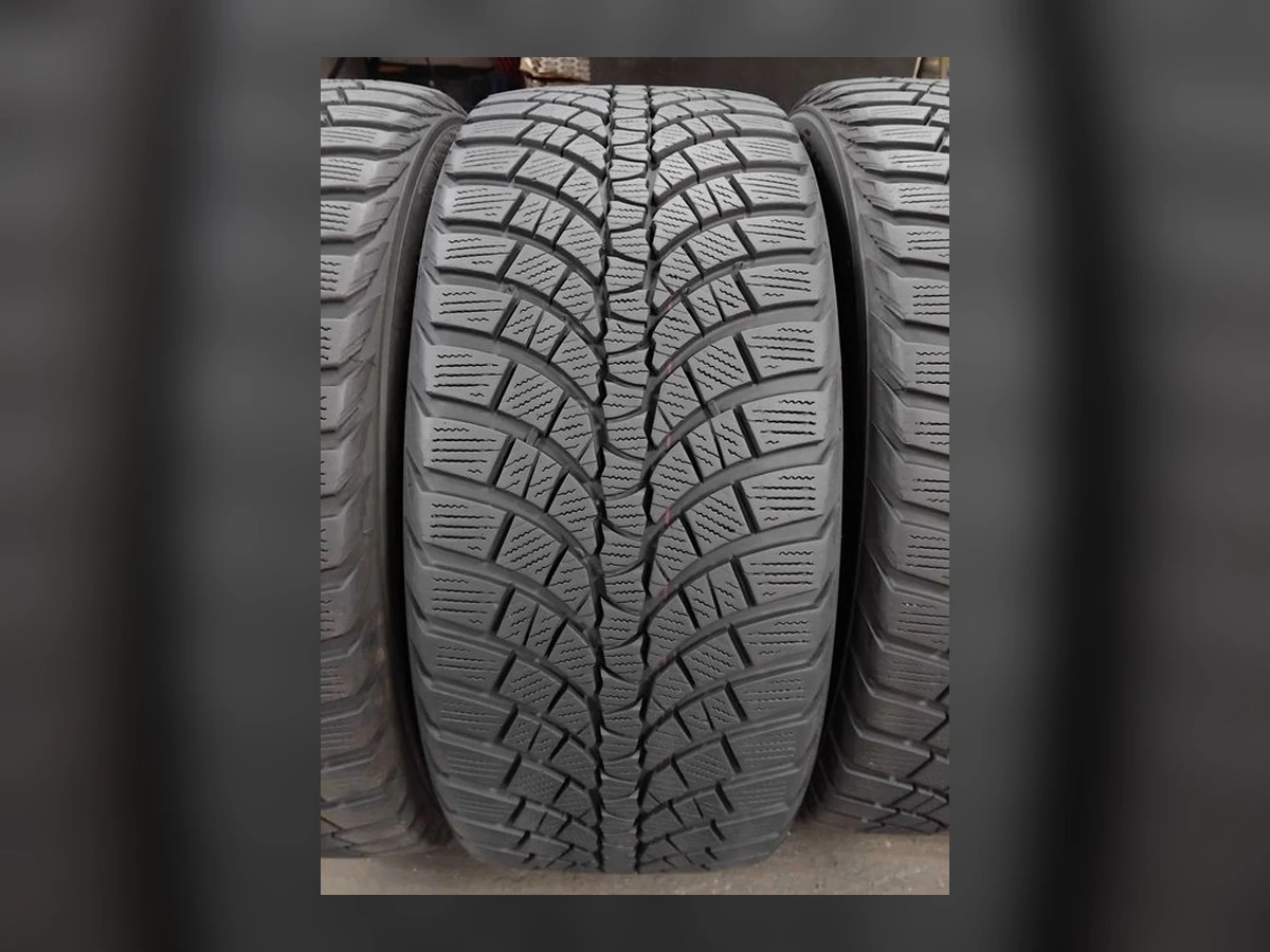 Kumho — 255/45 R18 — Kumho 255/45 R18 Зима (липучка) 4 шт (Комплект) — 5.5