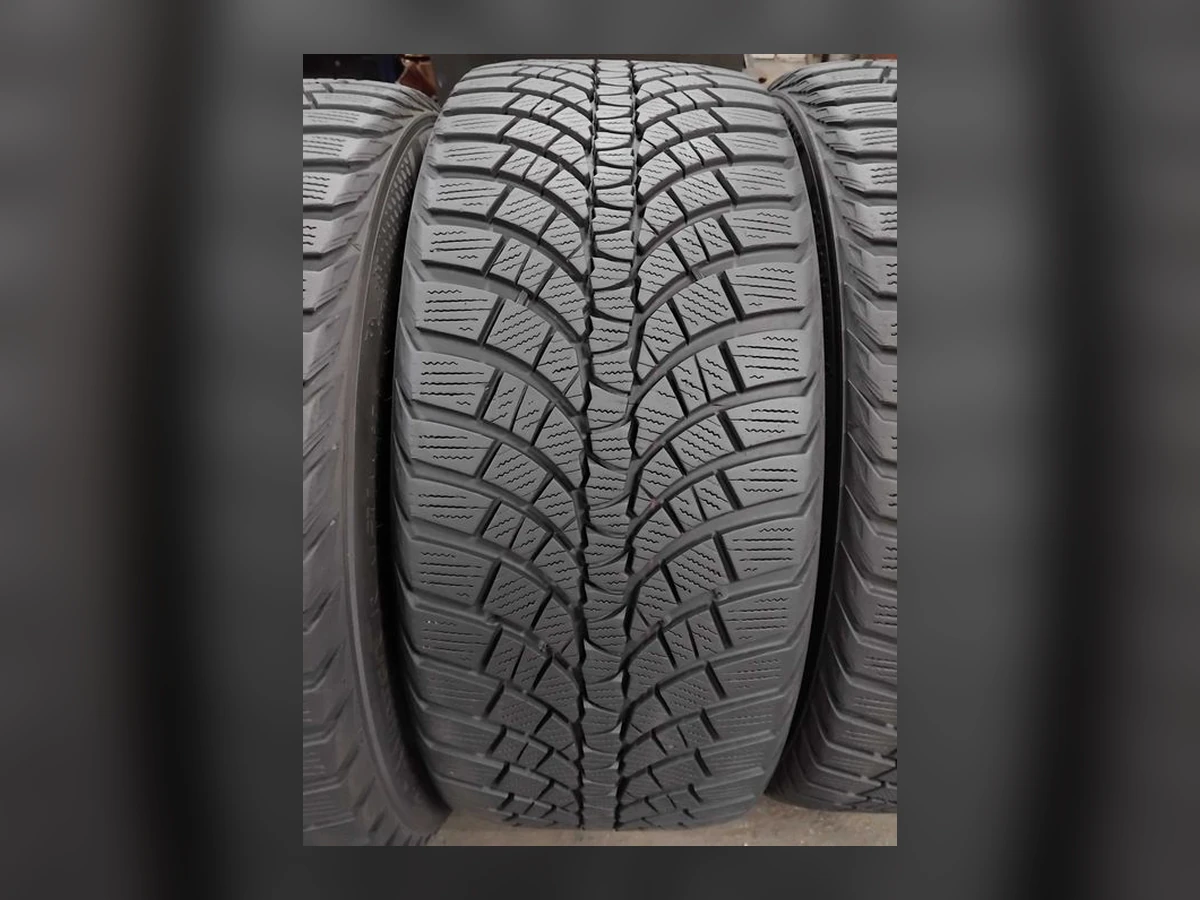 Kumho — 255/45 R18 — Kumho 255/45 R18 Зима (липучка) 4 шт (Комплект) — 5.5