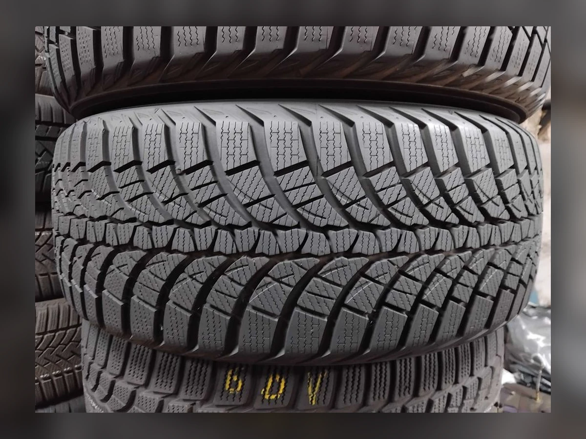 Kumho — 235/50 R18 — Kumho 235/50 R18 Зима (липучка) 2 шт (Пара) — 5.5