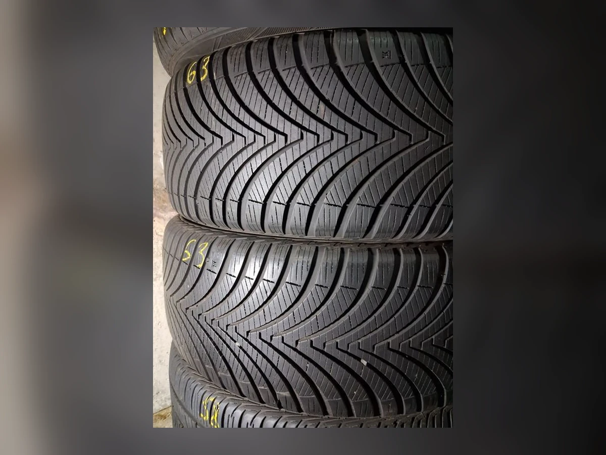 Michelin — 225/45 R18 — Michelin 225/45 R18 Всесезонка 2 шт (Пара) — 6.5