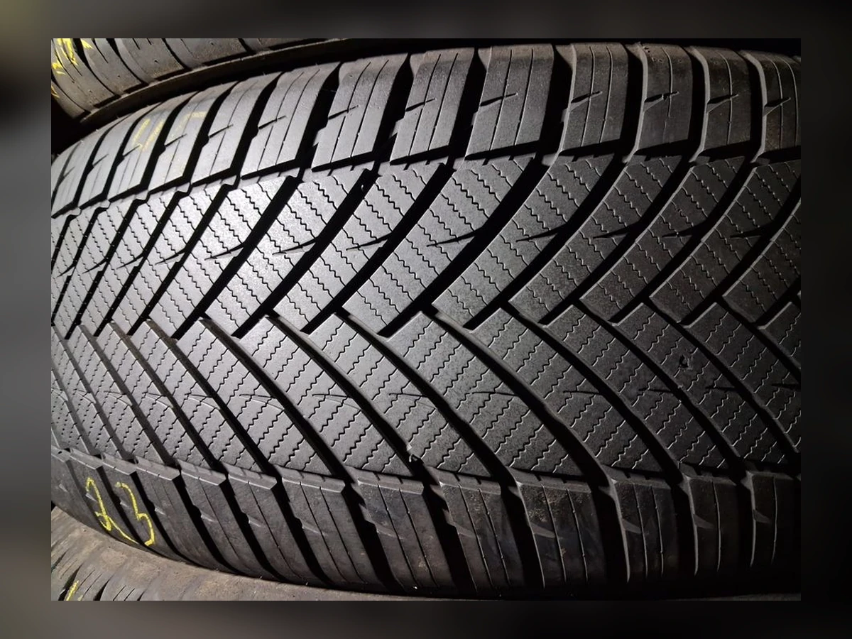 Michelin — 235/55 R19 — Michelin 235/55 R19 Всесезонка 4 шт (Комплект) — 6.0
