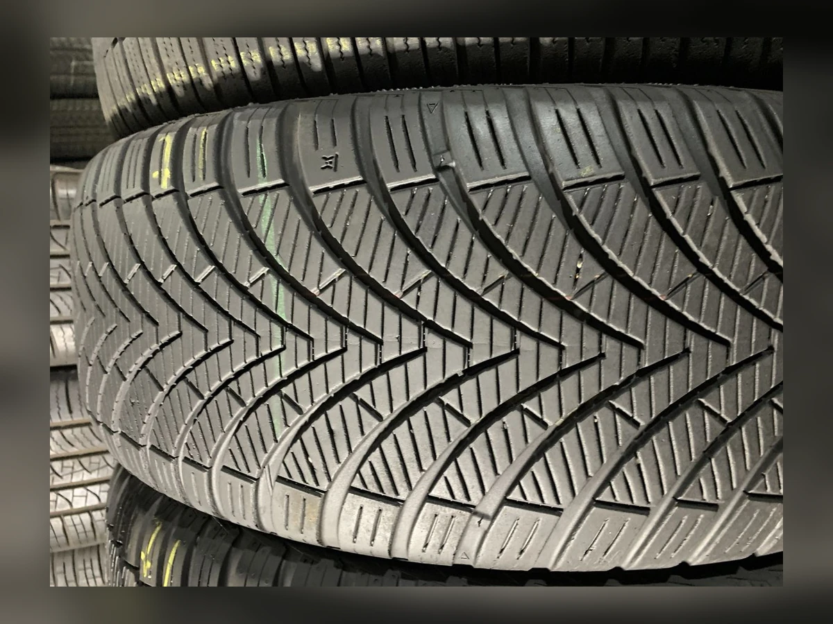 Kumho — 255/55 R19 — Kumho 255/55 R19 Всесезонка 2 шт (Пара) — 6.5