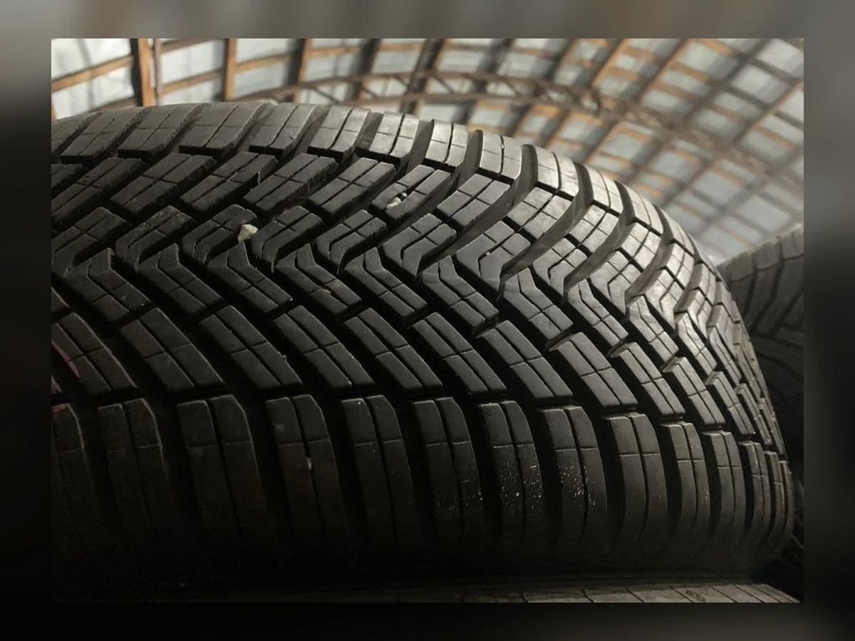 Continental — 215/65 R16 — Continental 215/65 R16 Всесезонка 4 шт (Комплект) — 6.5