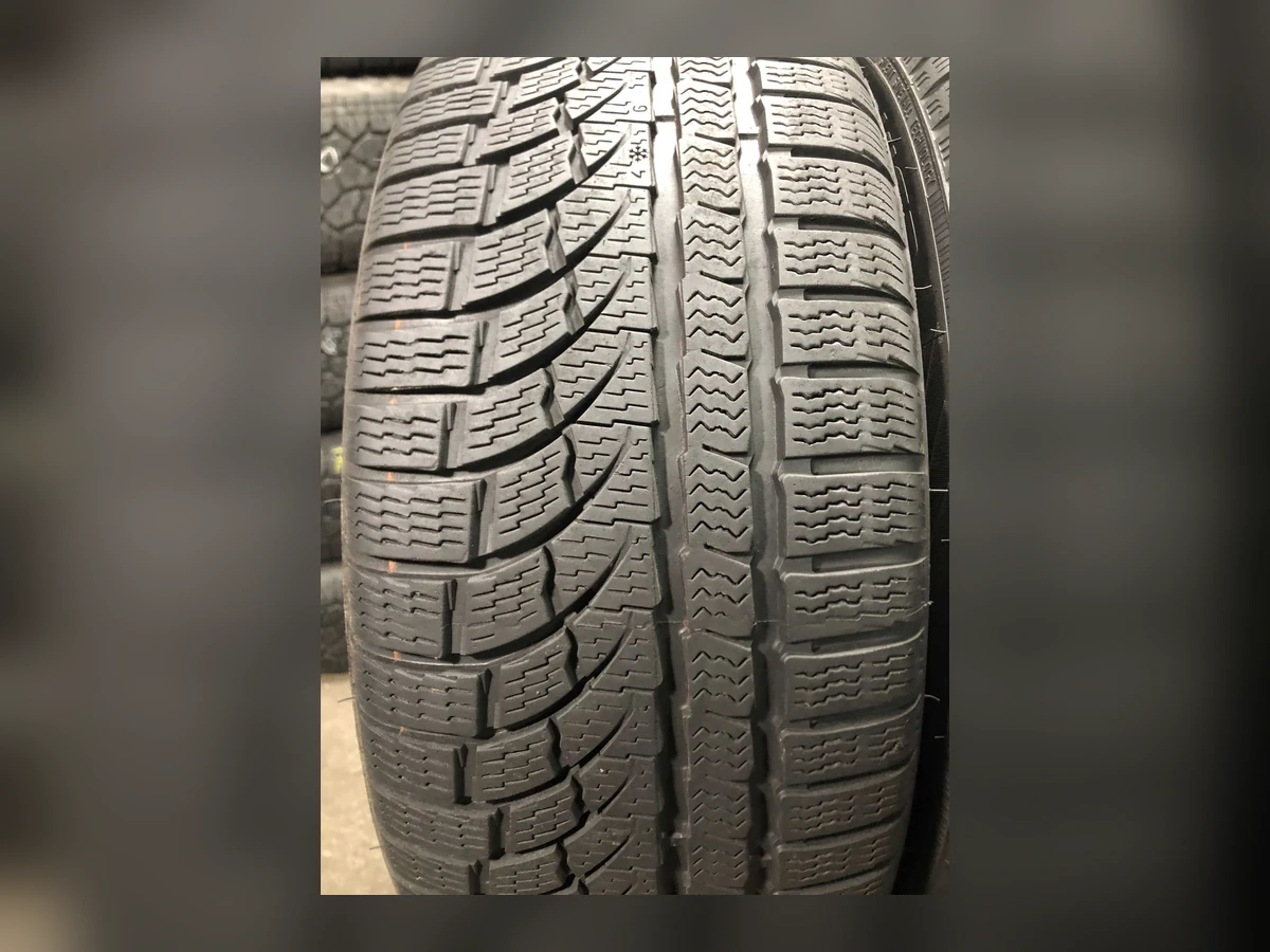 Nokian — 225/55 R17 — Nokian 225/55 R17 Зима (липучка) 2 шт (Пара) — 6.5