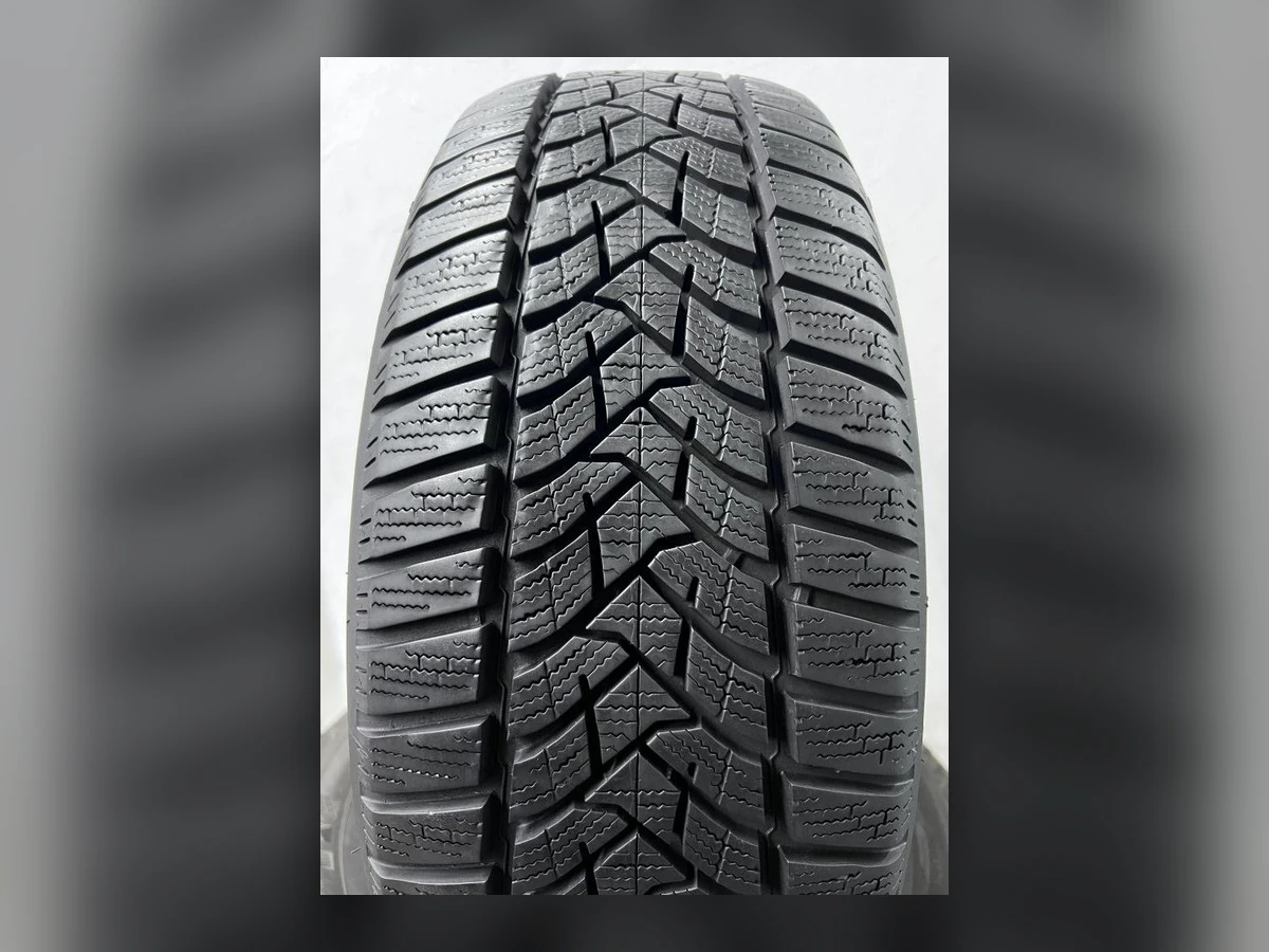 Dunlop — 215/60 R16 — Dunlop 215/60 R16 Зима (липучка) 4 шт (Комплект) — 8.5+ (Новая)