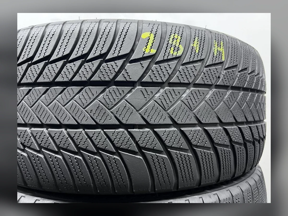 Bridgestone — 235/45 R20 — Bridgestone 235/45 R20 Зима (липучка) 2 шт (Пара) — 4.5