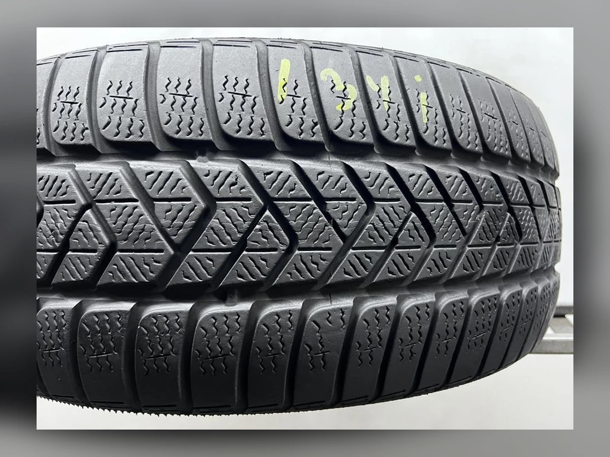 Pirelli — 245/45 R19 — Pirelli 245/45 R19 Зима (липучка) 1 шт (Одиночка) — 6.5