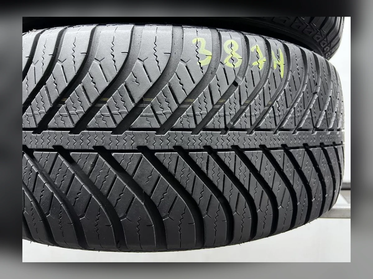 Goodyear — 215/55 R16 — Goodyear 215/55 R16 Всесезонка 2 шт (Пара) — 7.5
