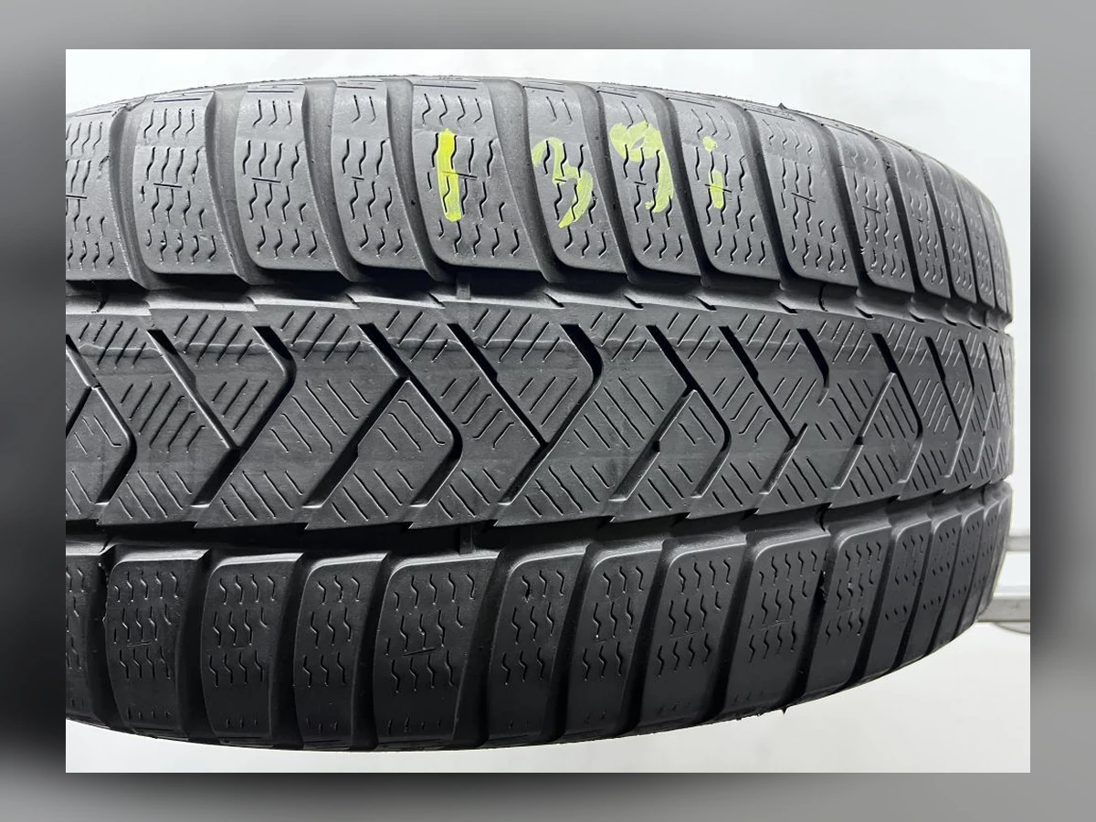 Pirelli — 235/45 R18 — Pirelli 235/45 R18 Зима (липучка) 1 шт (Одиночка) — 4.5