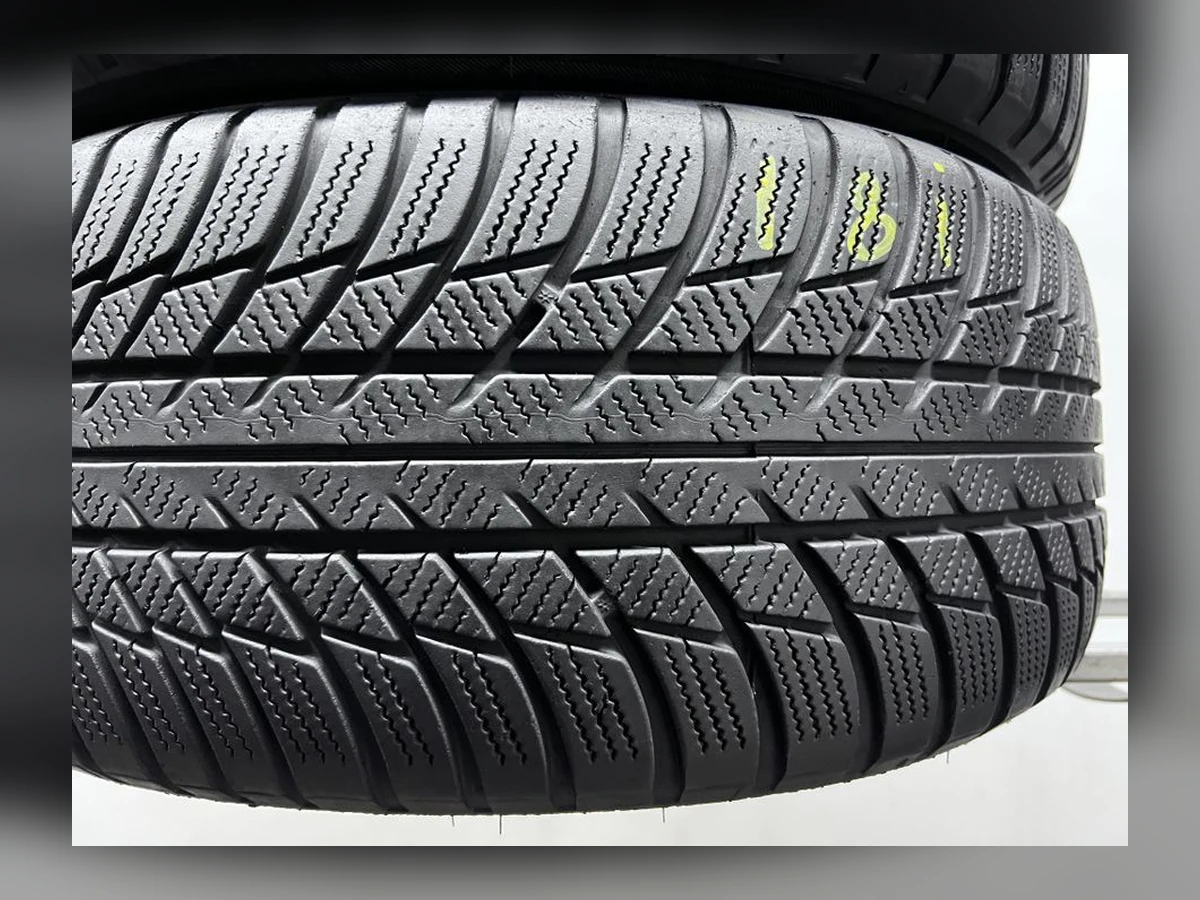 Bridgestone — 225/45 R18 — Bridgestone 225/45 R18 Зима (липучка) 4 шт (Комплект) — 6.0