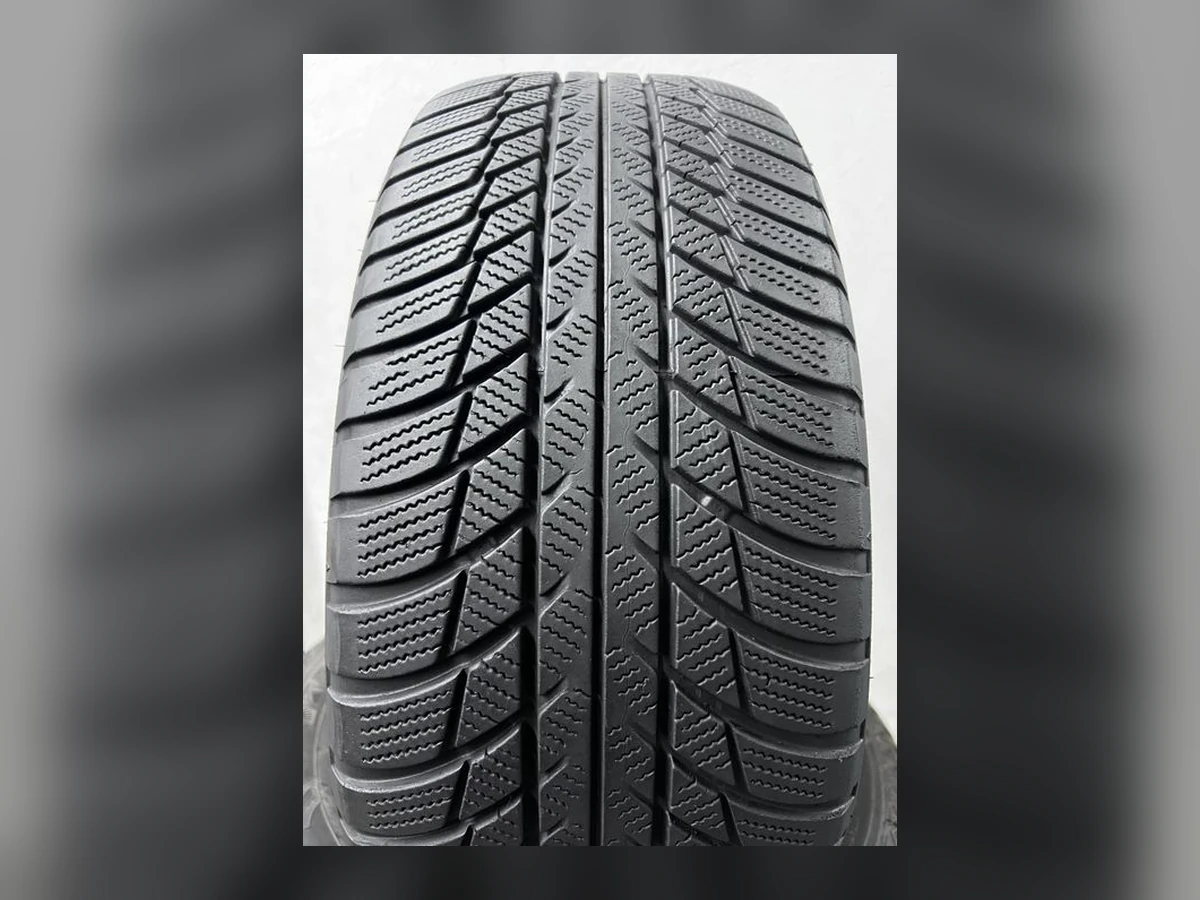 Bridgestone — 225/45 R18 — Bridgestone 225/45 R18 Зима (липучка) 4 шт (Комплект) — 6.0