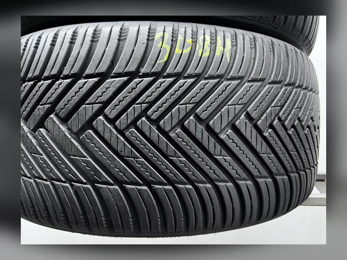 Hankook — 235/35 R19 — Hankook 235/35 R19 Всесезонка 2 шт (Пара) — 7.0