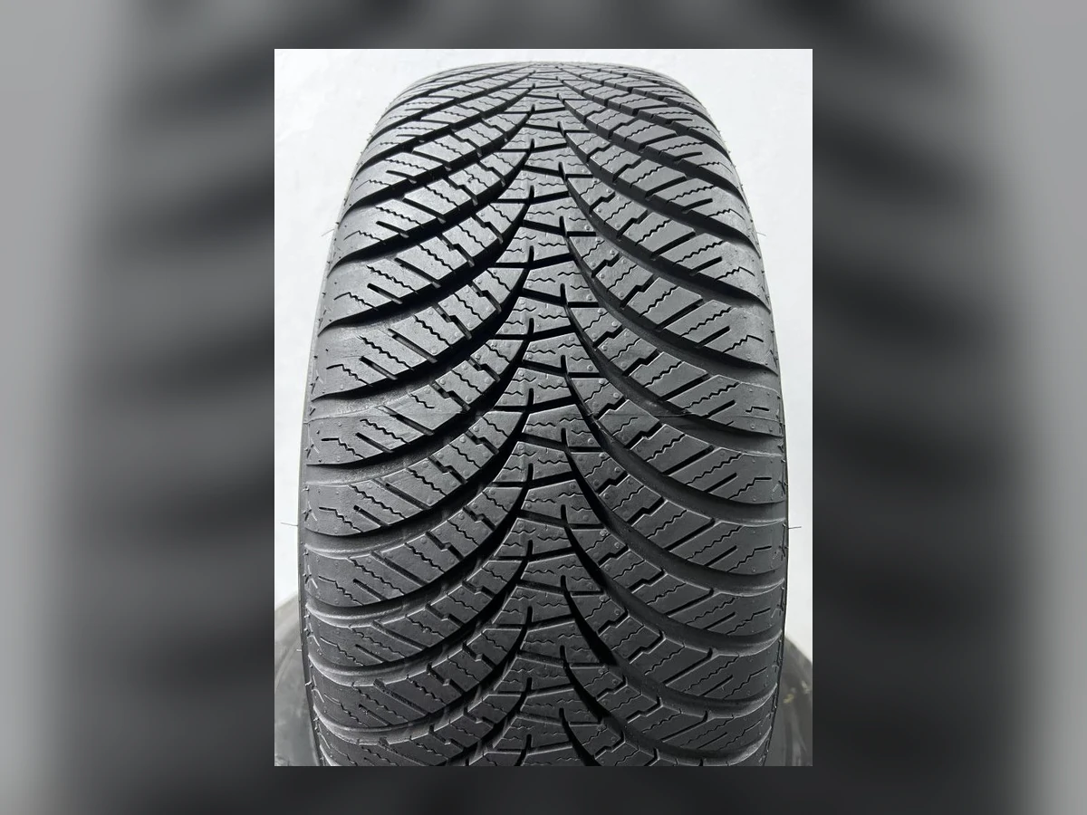 Falken — 205/55 R16 — Falken 205/55 R16 Всесезонка 4 шт (Комплект) — 8.5+ (Новая)