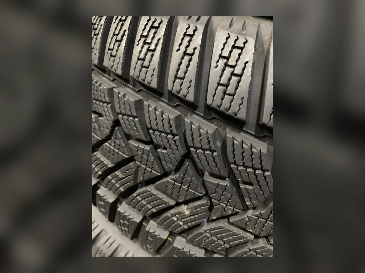 Dunlop — 205/55 R16 — Dunlop 205/55 R16 Зима (липучка) 4 шт (Комплект) — 7.0
