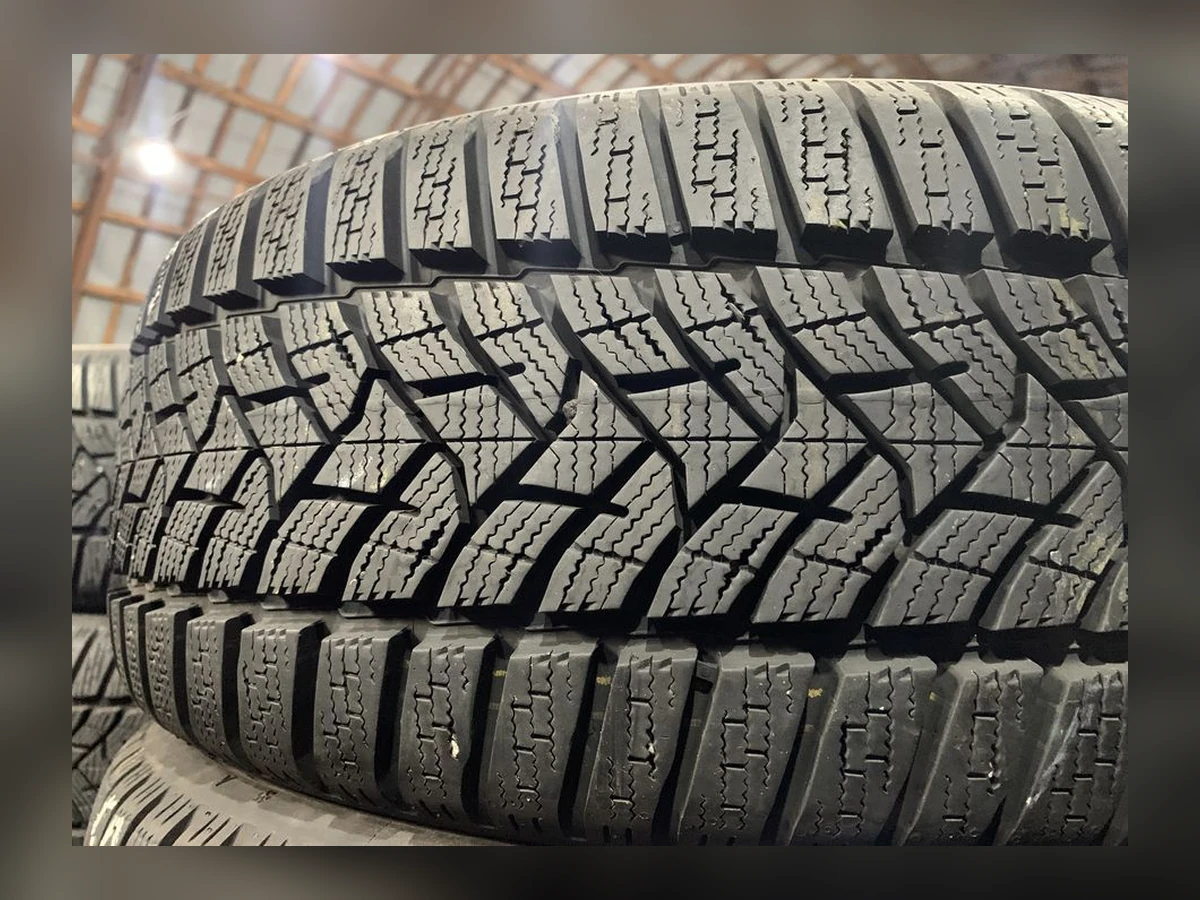 Dunlop — 205/55 R16 — Dunlop 205/55 R16 Зима (липучка) 4 шт (Комплект) — 7.0