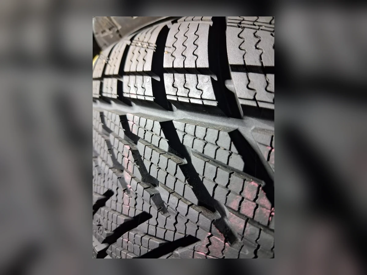 Goodyear — 205/55 R16 — Goodyear 205/55 R16 Зима (липучка) 4 шт (Комплект) — 7.5