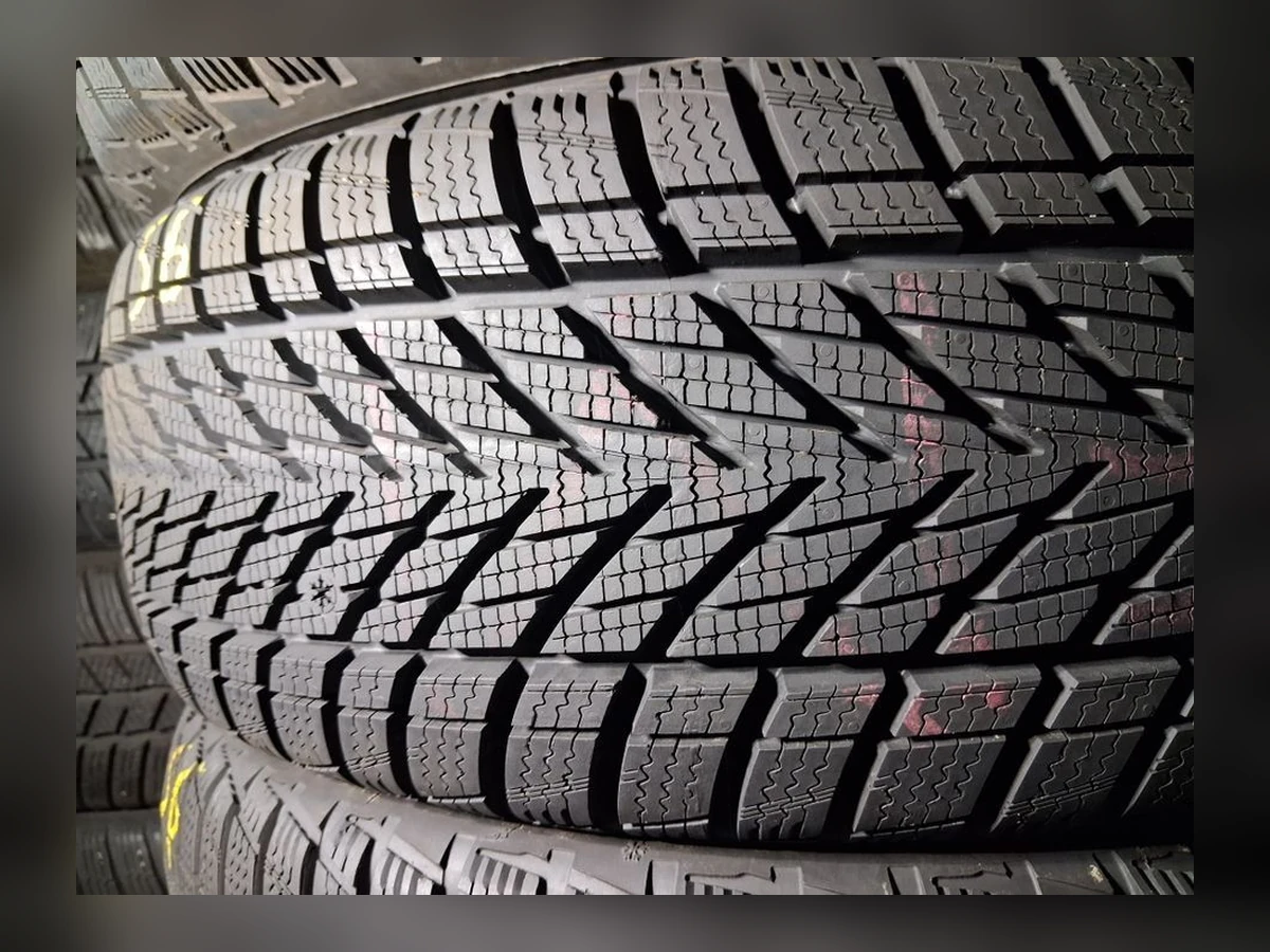 Goodyear — 205/55 R16 — Goodyear 205/55 R16 Зима (липучка) 4 шт (Комплект) — 7.5
