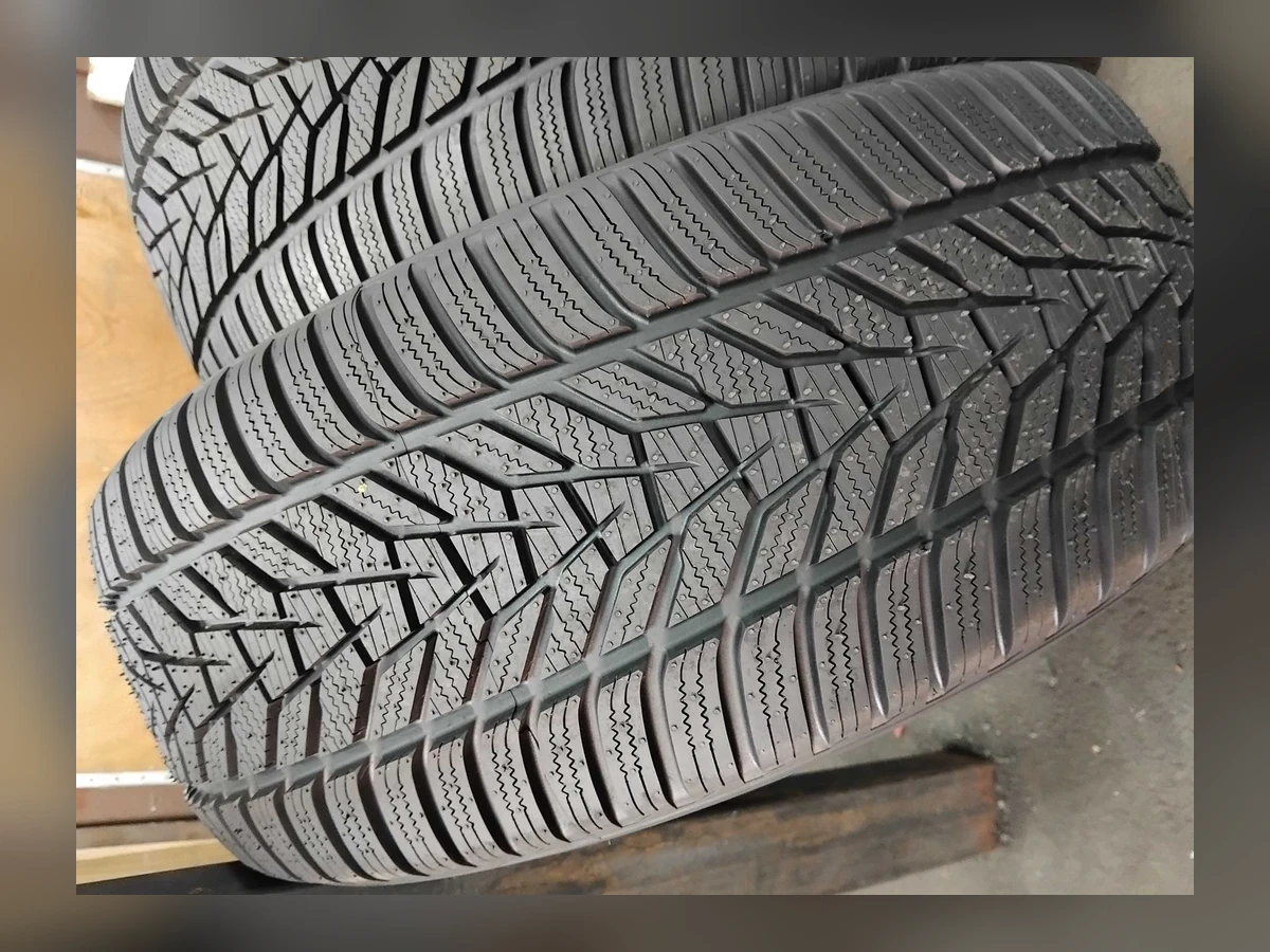 Hankook — Hankook 235/45 R20 — 235/45 R20