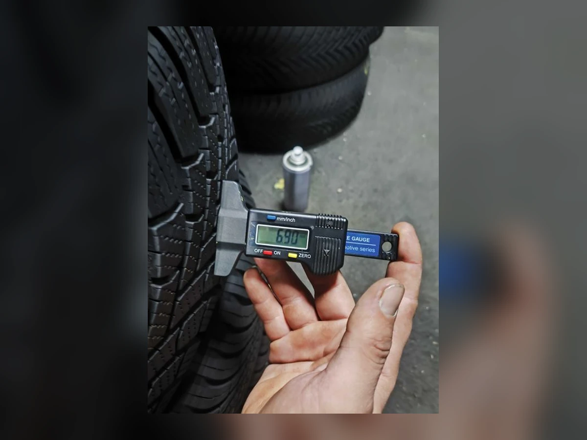 Bridgestone — 205/60 R16 — Bridgestone 205/60 R16 Зима (липучка) 2 шт (Пара) — 5.5