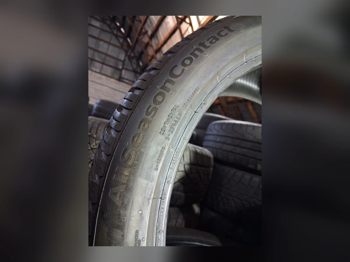 Michelin — 245/40 R19 — Michelin 245/40 R19 Всесезонка 4 шт (Комплект) — 7.0