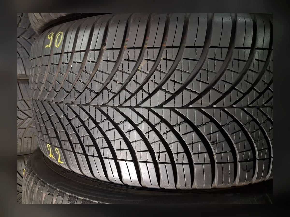 Goodyear — 245/40 R19 — Goodyear 245/40 R19 Всесезонка 4 шт (Комплект) — 6.5
