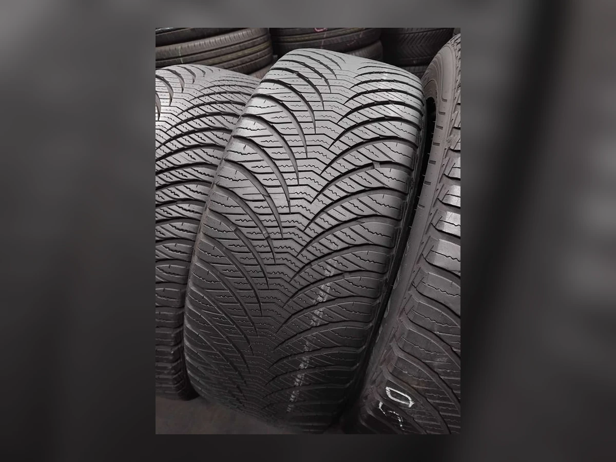 Goodyear — 225/55 R17 — Goodyear 225/55 R17 Всесезонка 4 шт (Комплект) — 5.5