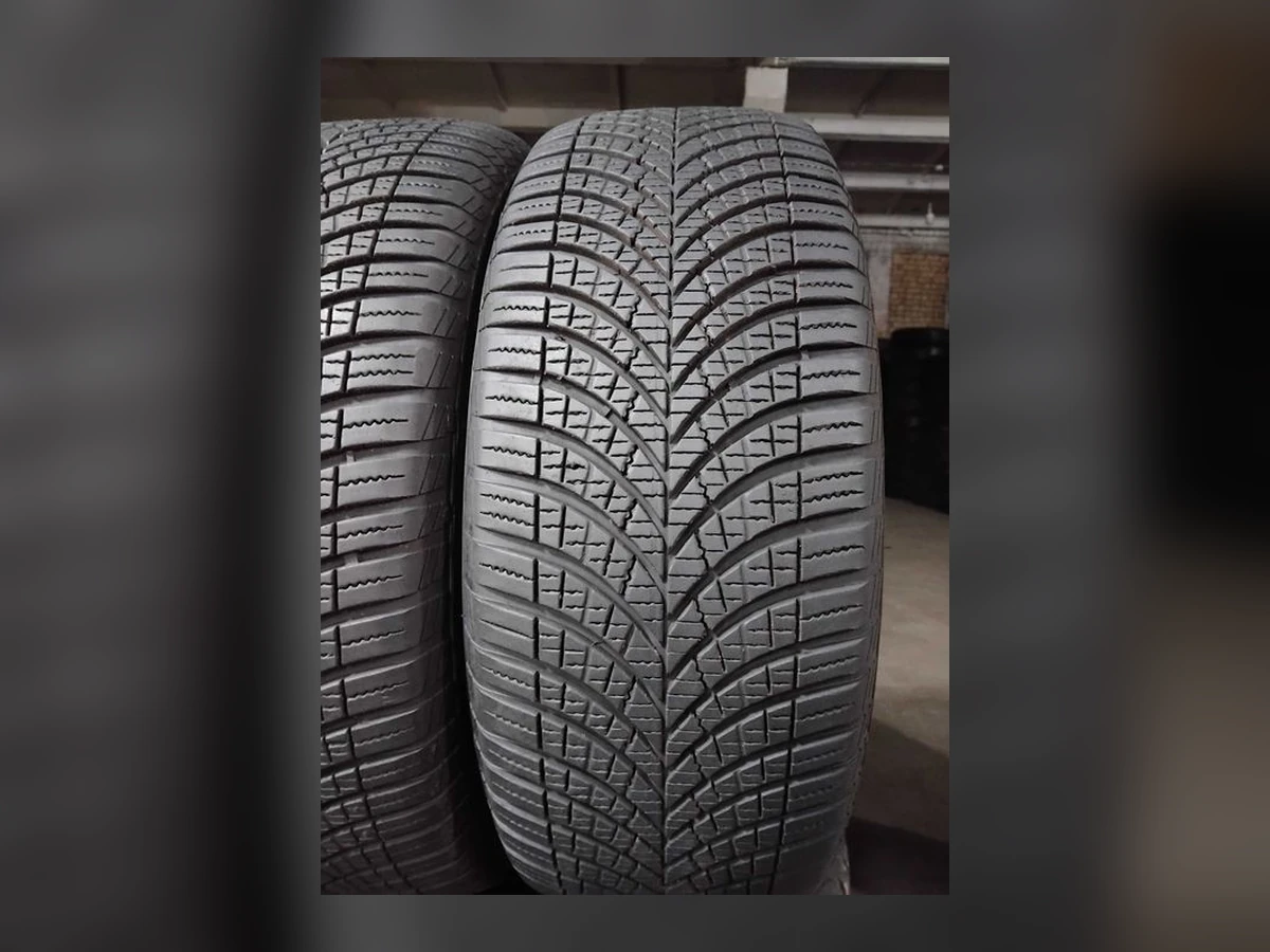 Goodyear — 235/60 R17 — Goodyear 235/60 R17 Всесезонка 2 шт (Пара) — 7.0