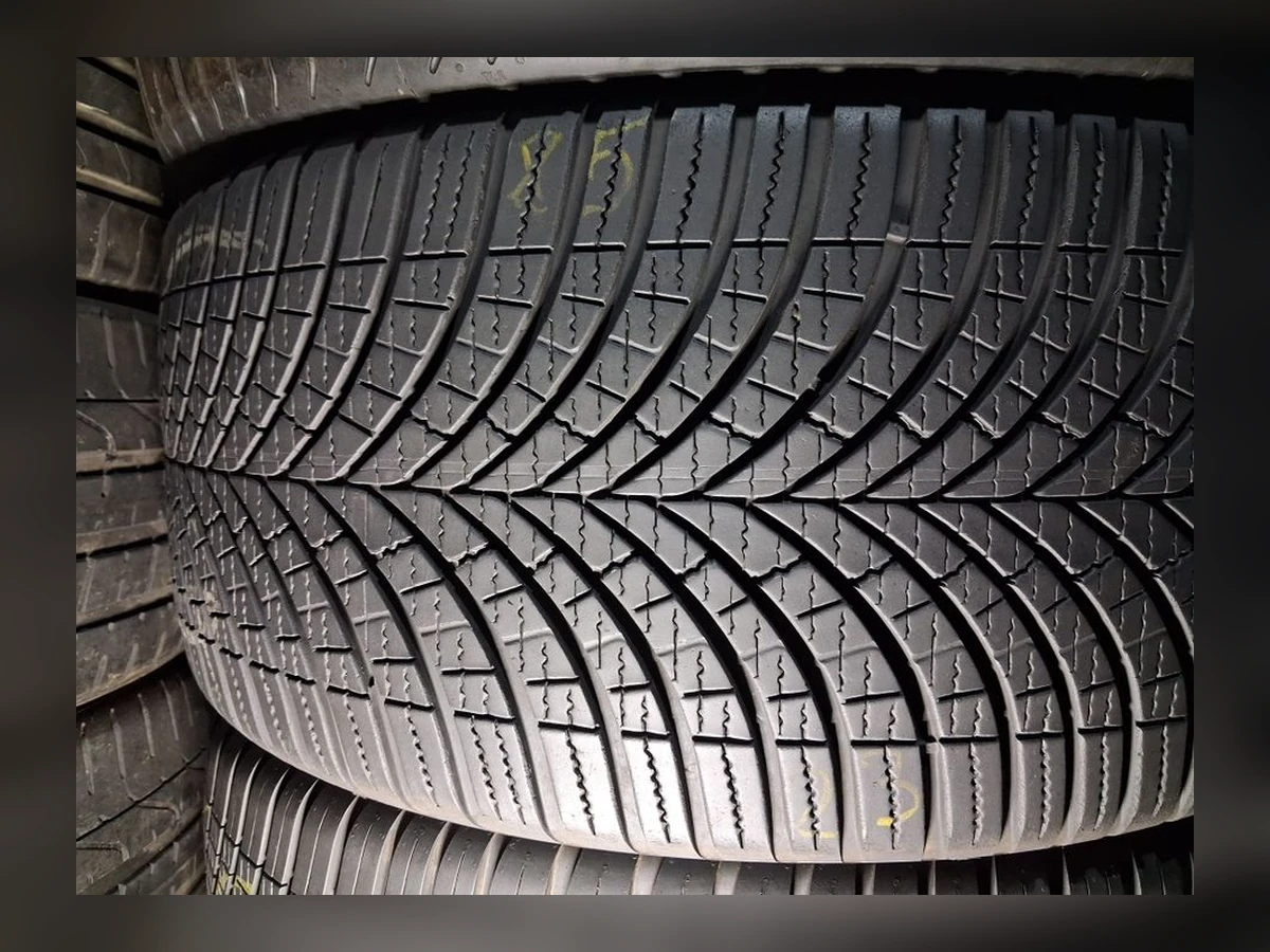 Goodyear — 255/35 R20 — Goodyear 255/35 R20 Всесезонка 2 шт (Пара) — 6.5