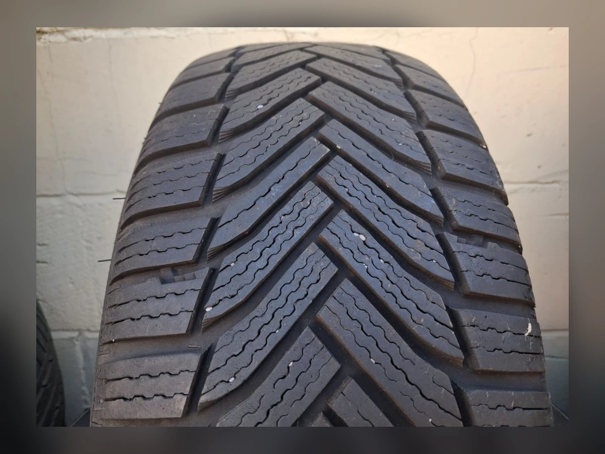 Michelin — Michelin 225/45 R17 — 225/45 R17