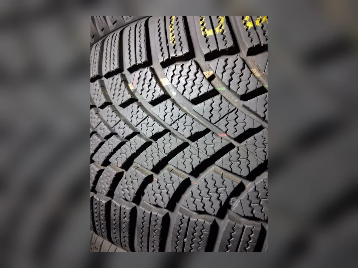 Bridgestone — 235/50 R20 — Bridgestone 235/50 R20 Зима (липучка) 2 шт (Пара) — 7.0