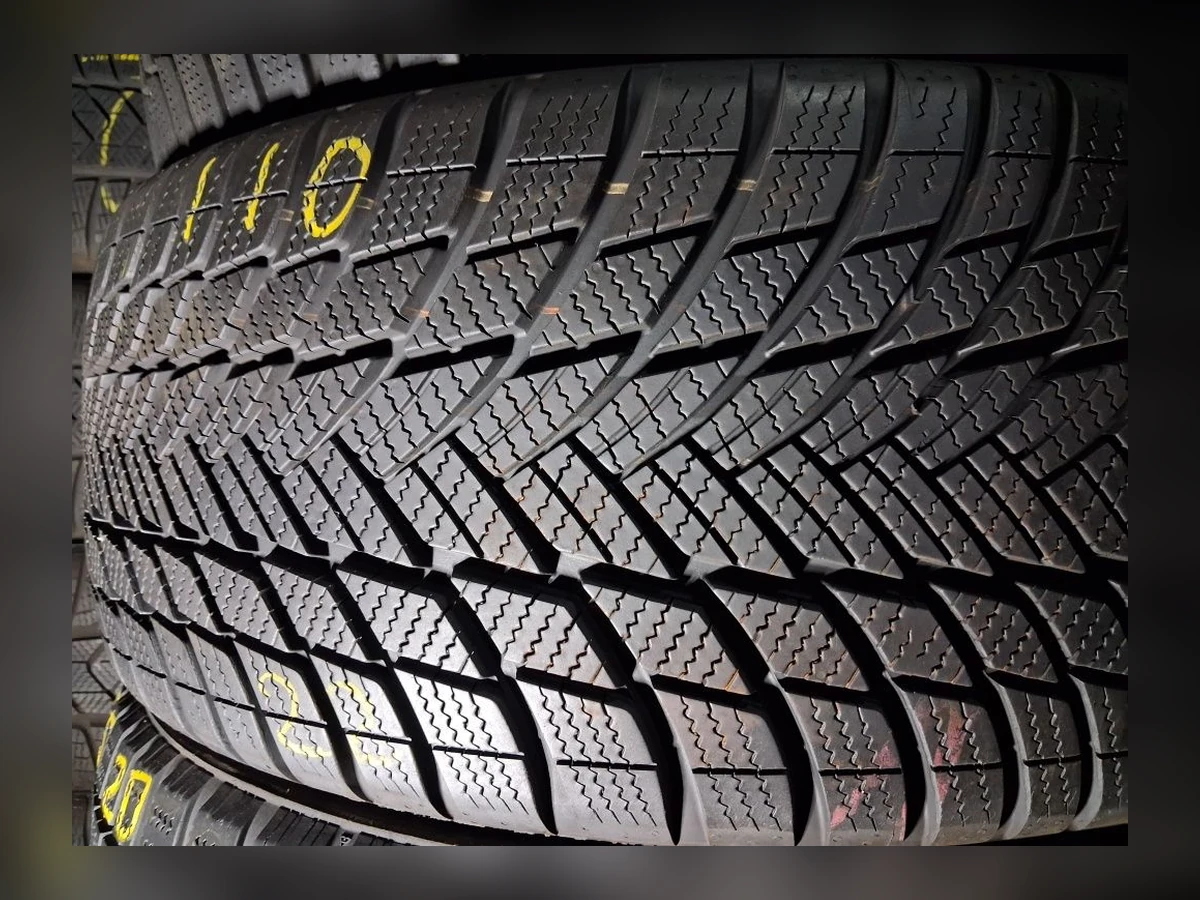Michelin — Michelin 245/45 R20 — 245/45 R20