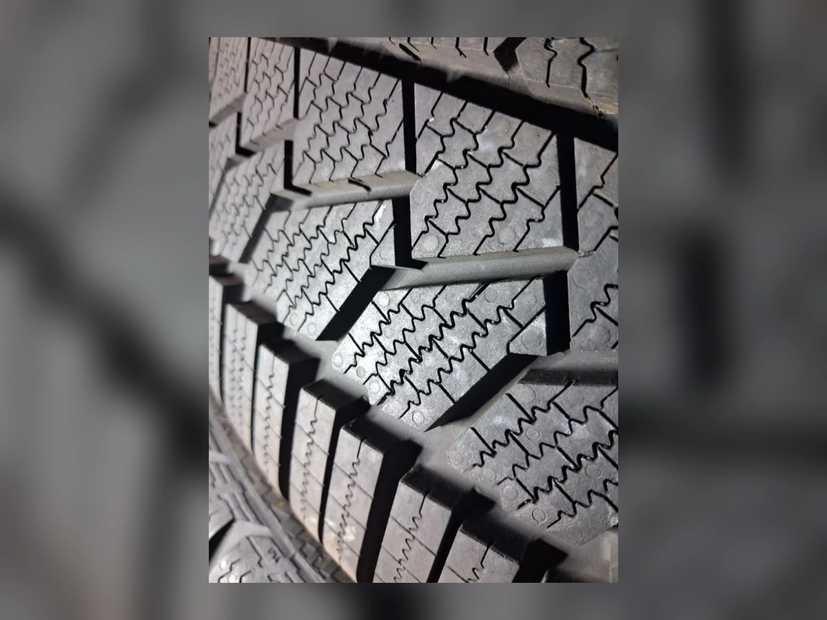 Michelin — 245/40 R20 — Michelin 245/40 R20 Зима (липучка) 4 шт (Комплект) — 7.5