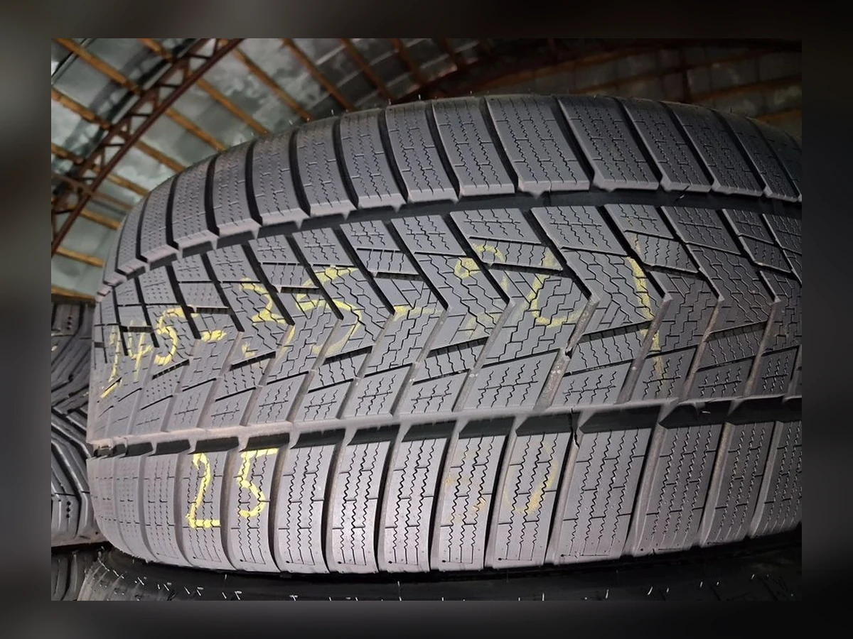Michelin — 245/35 R20 — Michelin 245/35 R20 Зима (липучка) 2 шт (Пара) — 8.0