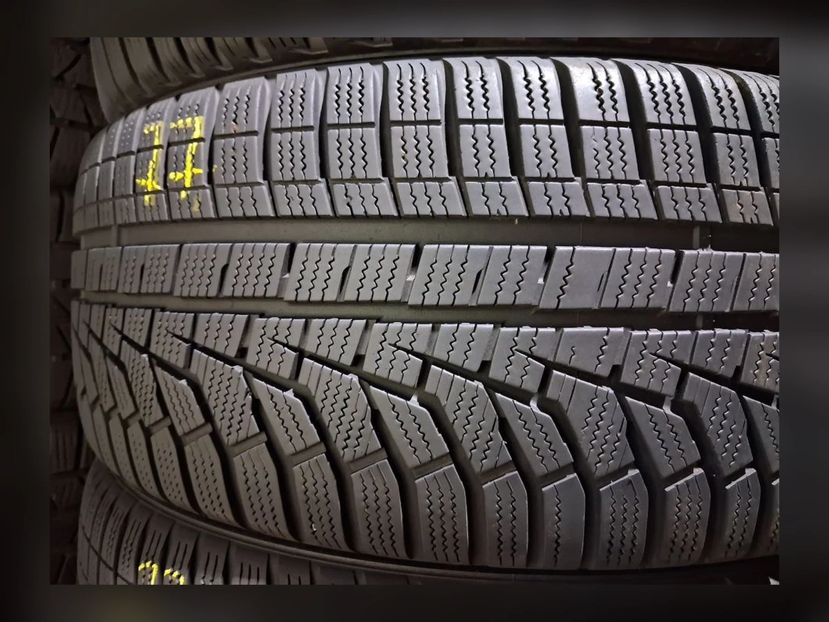 Hankook — Hankook 235/45 R19 — 235/45 R19