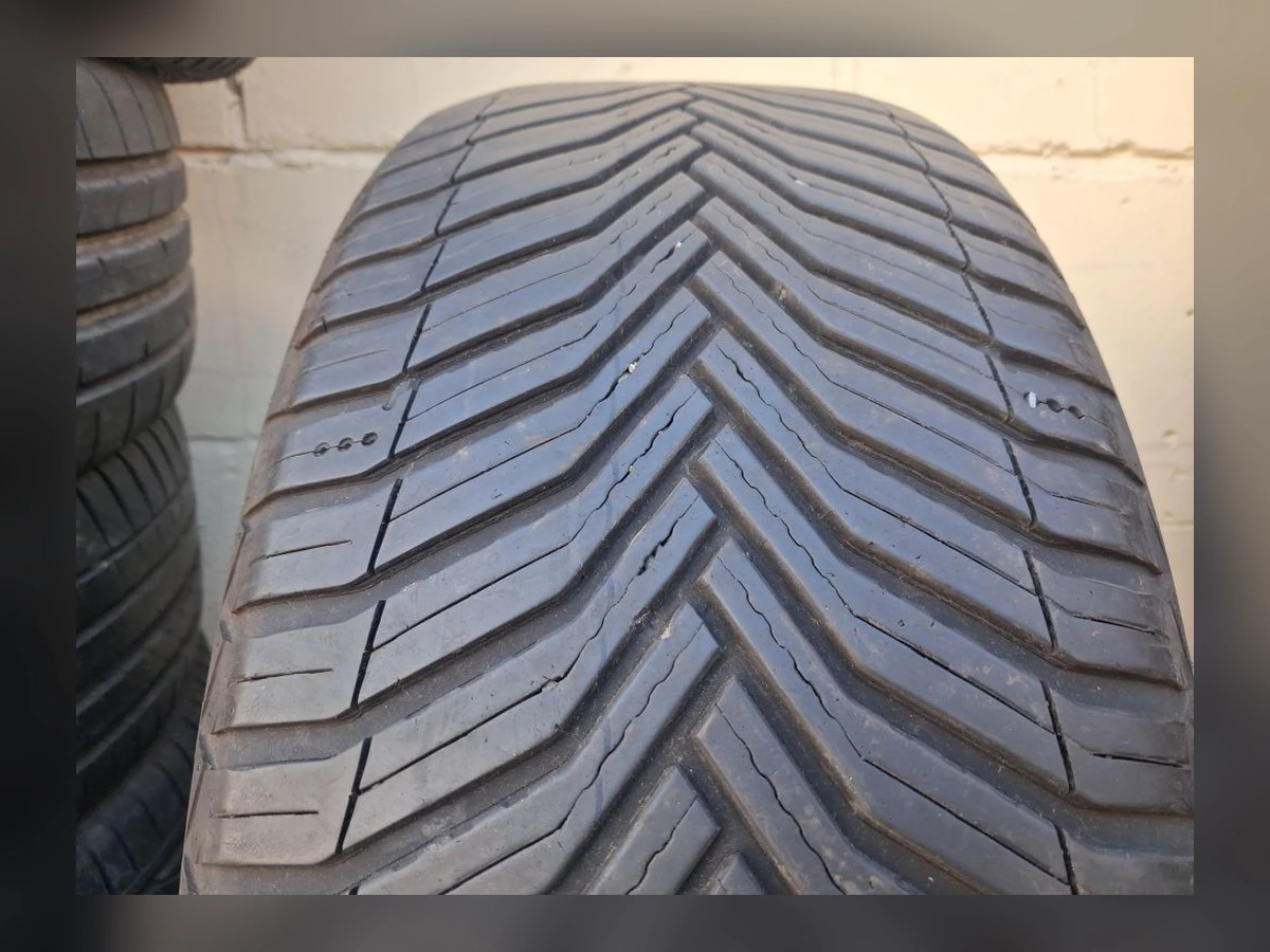 Michelin — Michelin 235/50 R18 — 235/50 R18