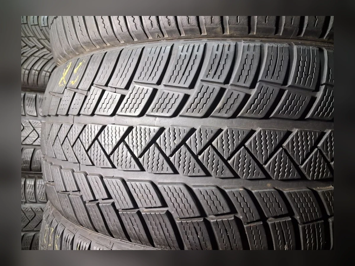 Vredestein — Vredestein 235/45 R19 — 235/45 R19