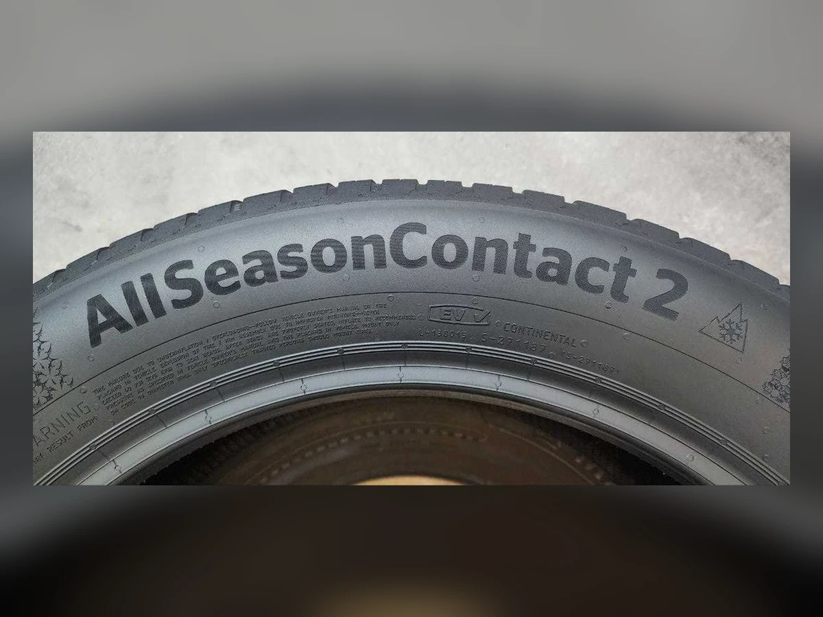 Continental — 235/55 R19 — Continental 235/55 R19 Всесезонка 2 шт (Пара) — 6.0