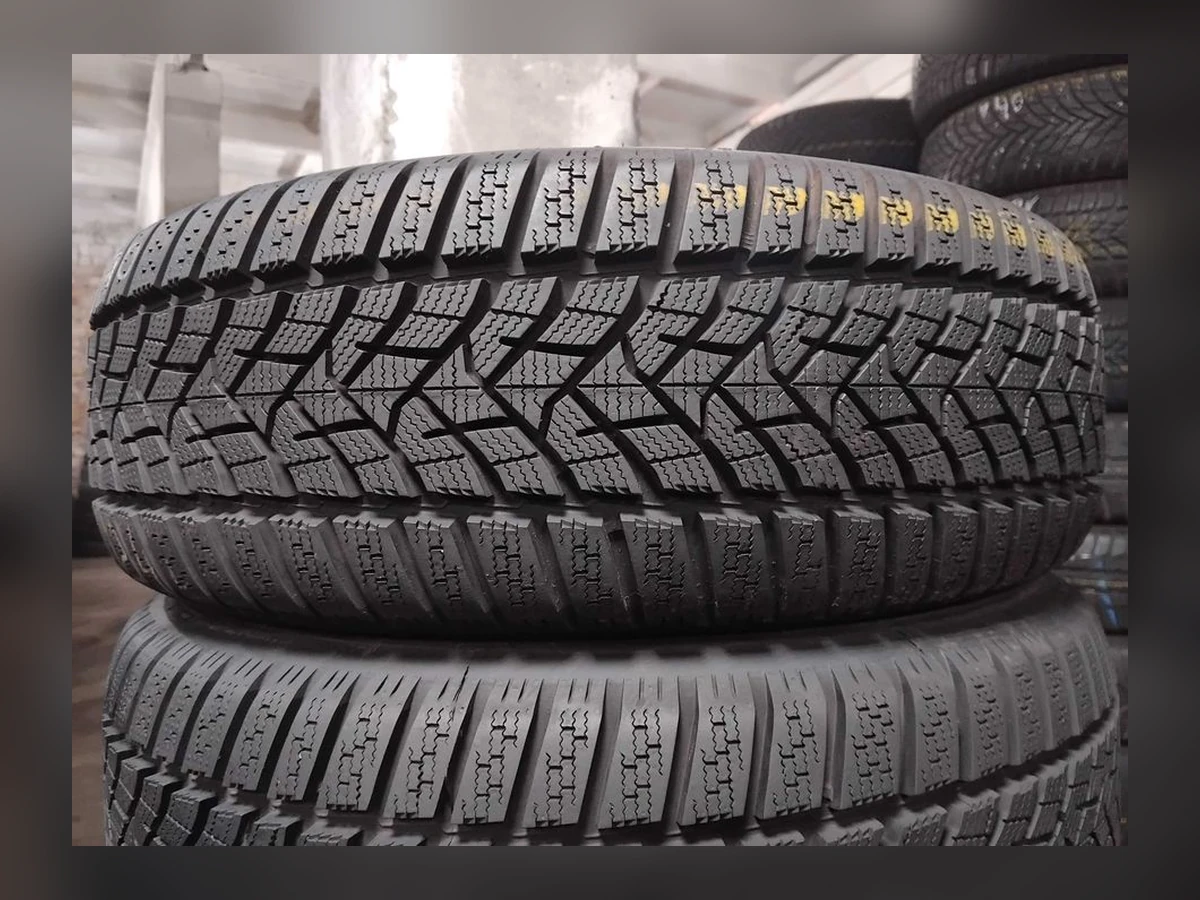 Dunlop — 215/60 R16 — Dunlop 215/60 R16 Зима (липучка) 4 шт (Комплект) — 8.5+ (Новая)