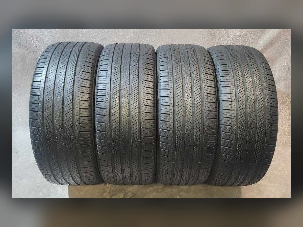 Goodyear — Goodyear 285/45 R22 — 285/45 R22