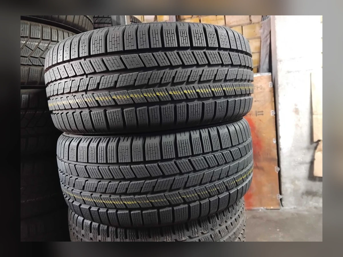 Pirelli — 225/40 R18 — Pirelli 225/40 R18 Зима (липучка) 2 шт (Пара) — 5.5