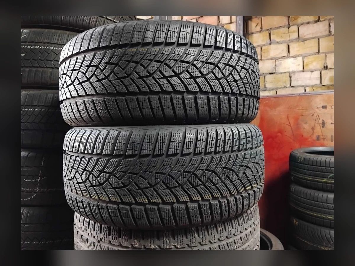 Goodyear — 225/40 R18 — Goodyear 225/40 R18 Зима (липучка) 2 шт (Пара) — 5.5