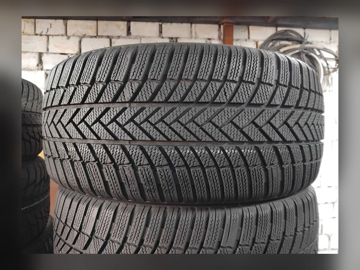 Bridgestone — Bridgestone 275/40 R21 — 275/40 R21